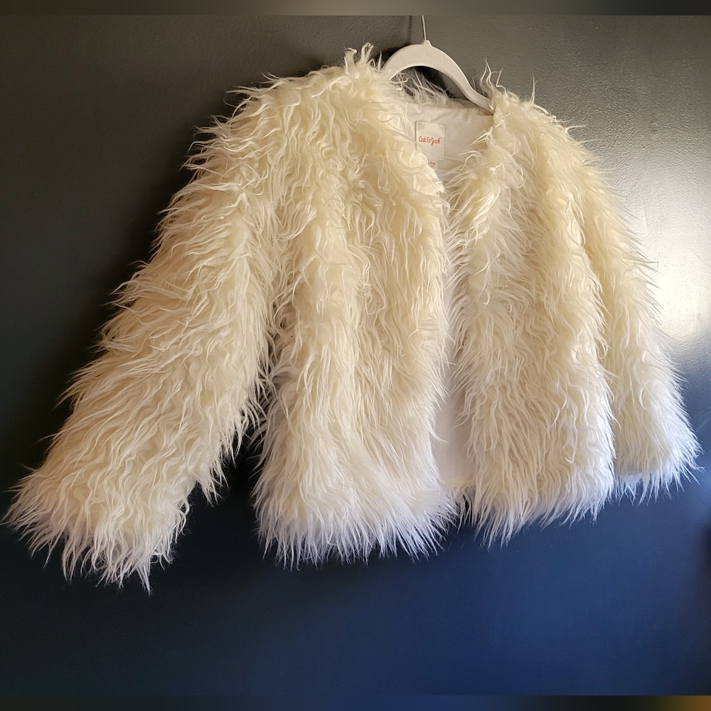 Girls Faux fur jacket  Cat & Jack